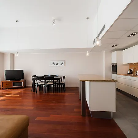 Exclusive - Old Town Lejlighed *