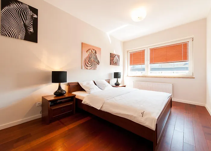 Exclusive - Old Town