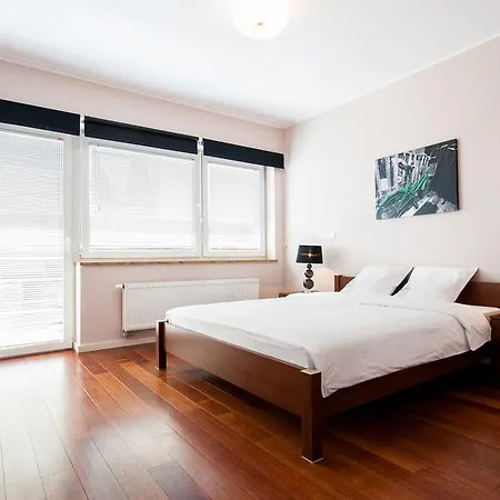 Exclusive - Old Town Breslavia